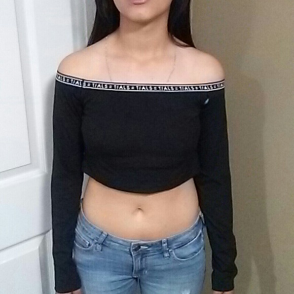 This is a love song crop top - Picture 4 of 4